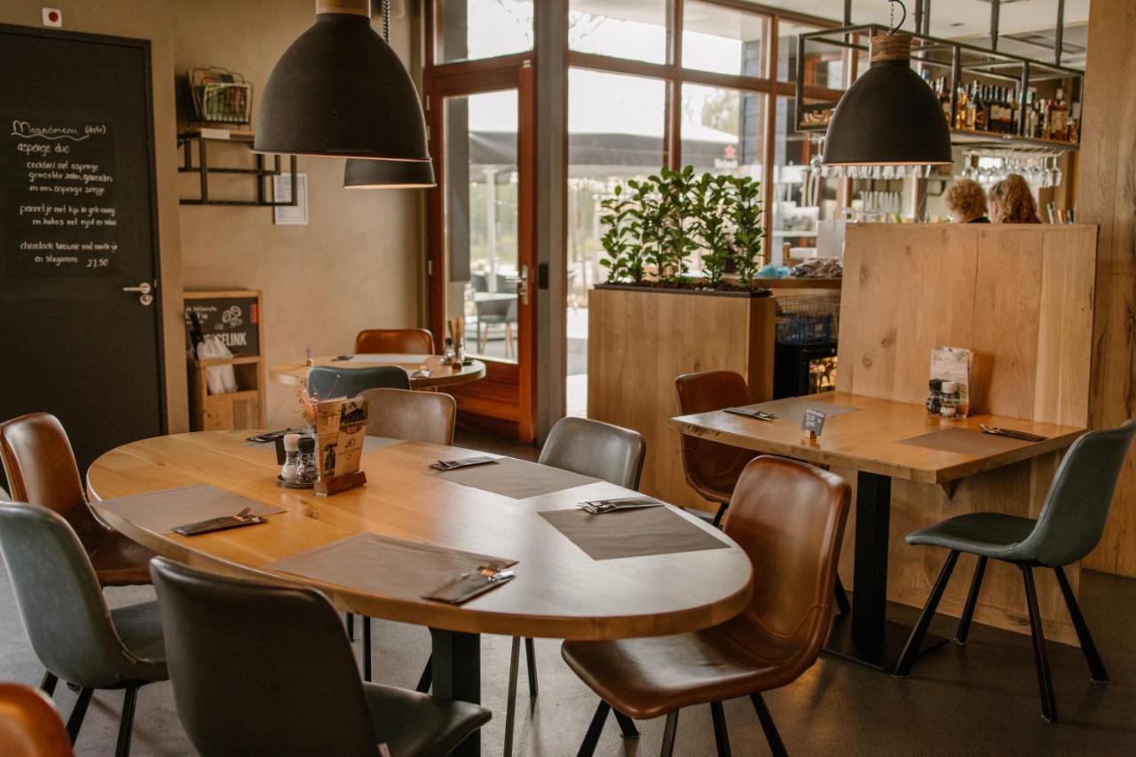 De La Rue Vakantiesuites Sleeuwijk Екстериор снимка