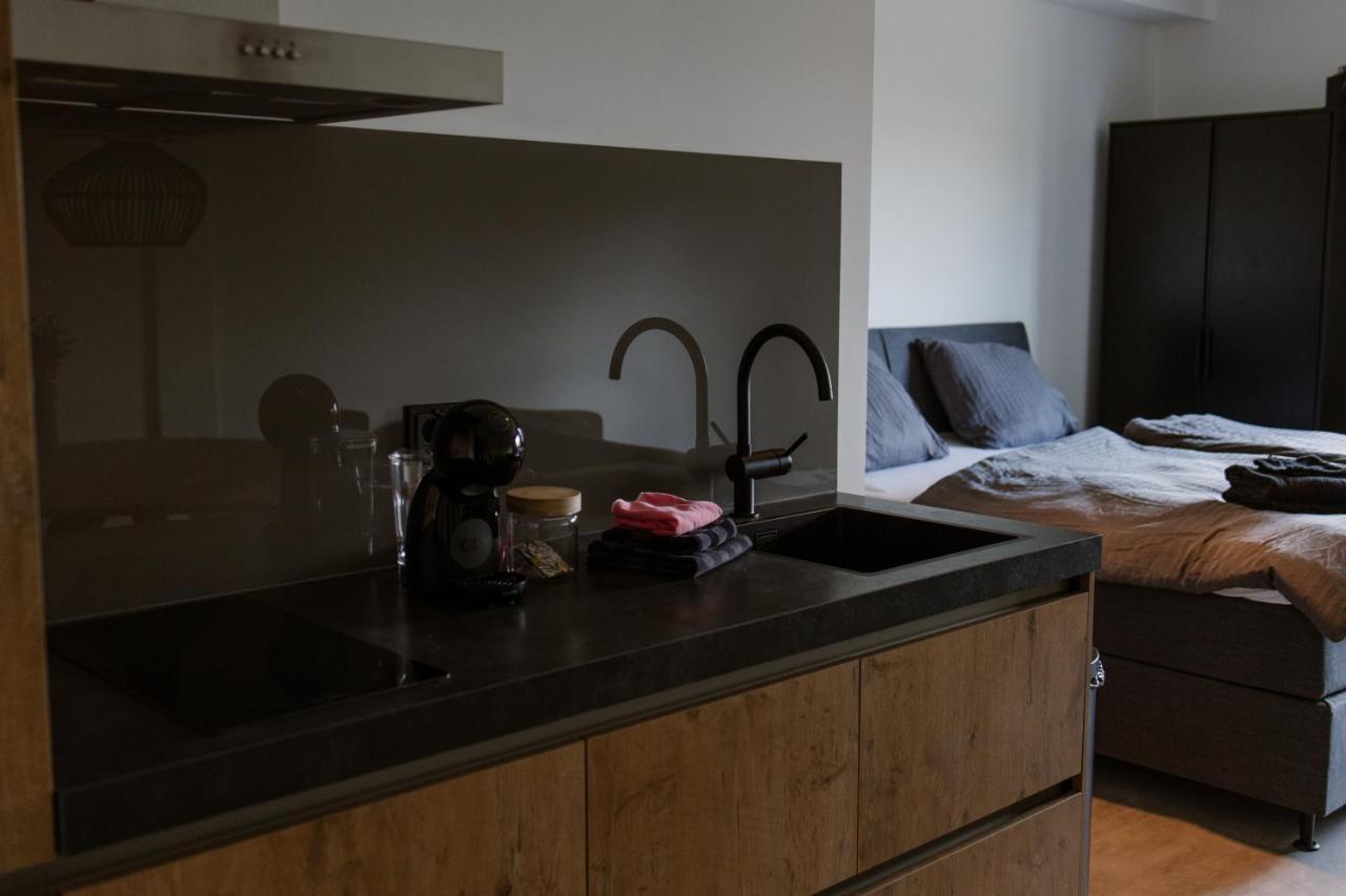 De La Rue Vakantiesuites Sleeuwijk Екстериор снимка